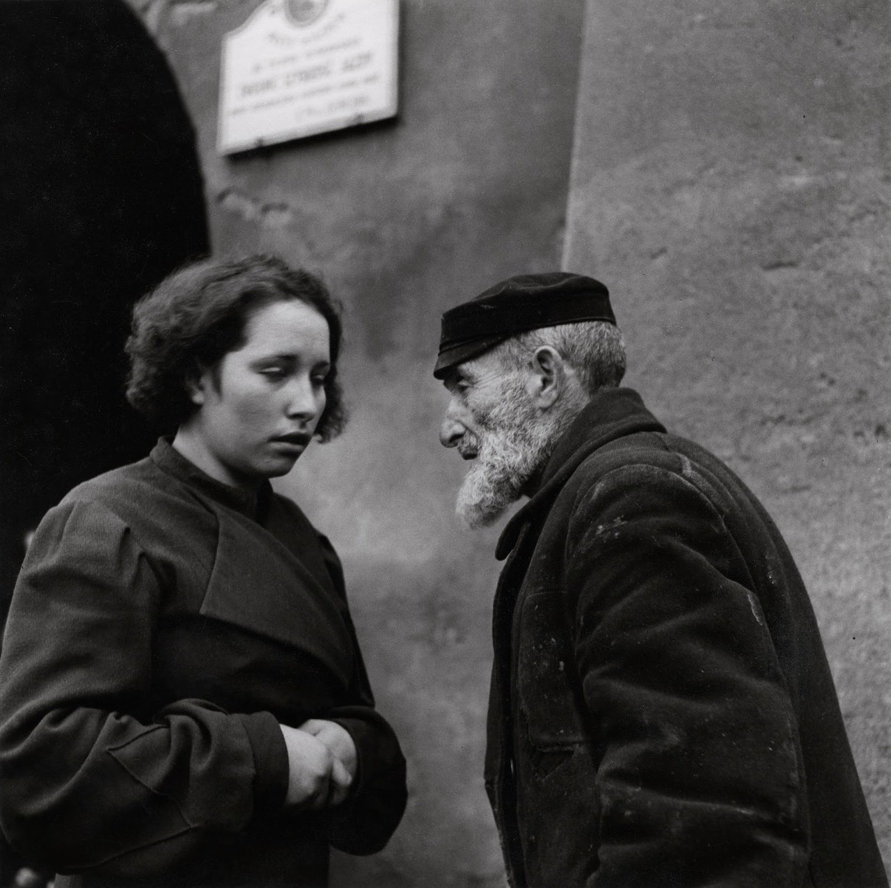 21 Дед и внучка, Варшава.jpg