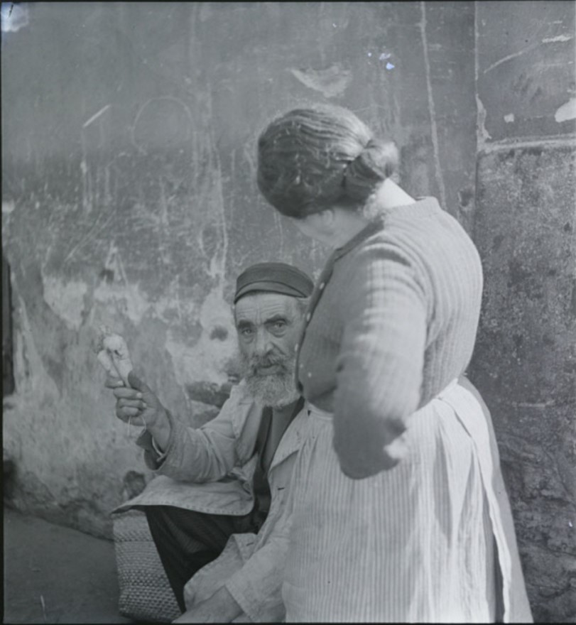 25 Уличный торговец.jpg