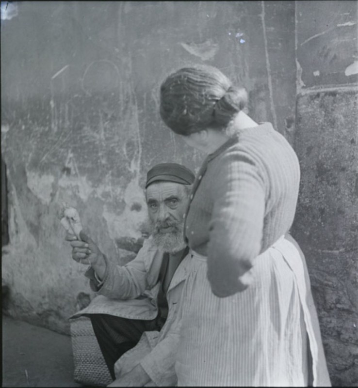 25 Уличный торговец.jpg