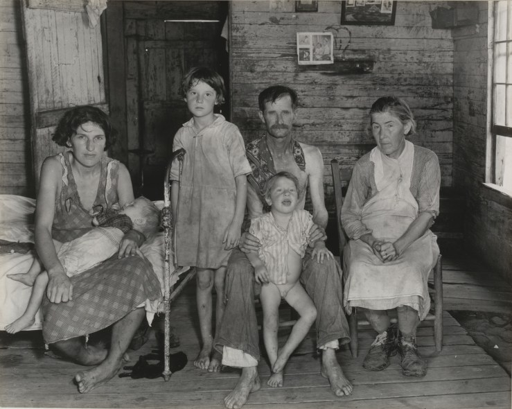 28 evans sharecroppers family.jpg