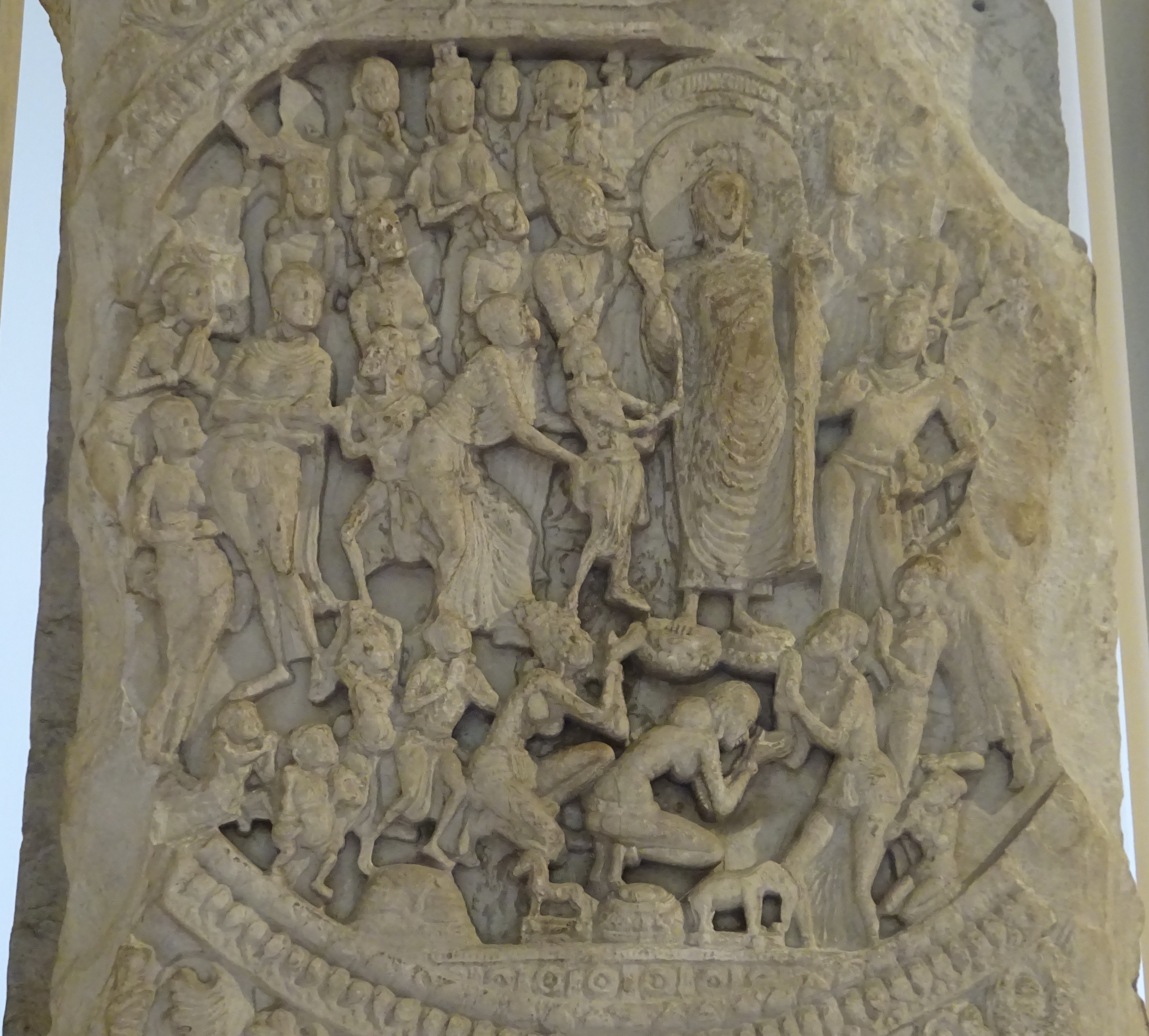 K12 inner roundel 00729.jpg